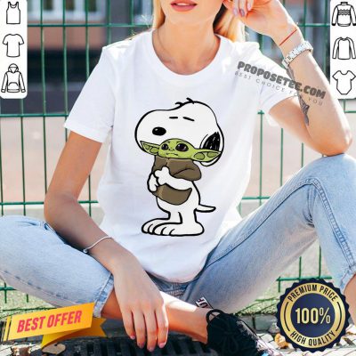 Original Snoopy Hugging Baby Yoda Star Wars V-neck-Design By Proposetees.com