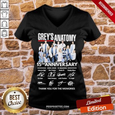 Top Grey’s Anatomy 15Th Anniversary Thank You For The Memories Signatures V-neck-Design By Proposetees.com
