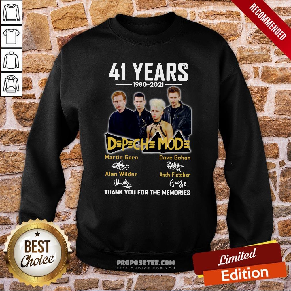 41 Years 1980 2021 D P CH MOD Thank You For The Memories Signatures Sweatshirt 41 Years 1980 2021 D P CH MOD Thank You For The Memories Signatures Sweatshirt