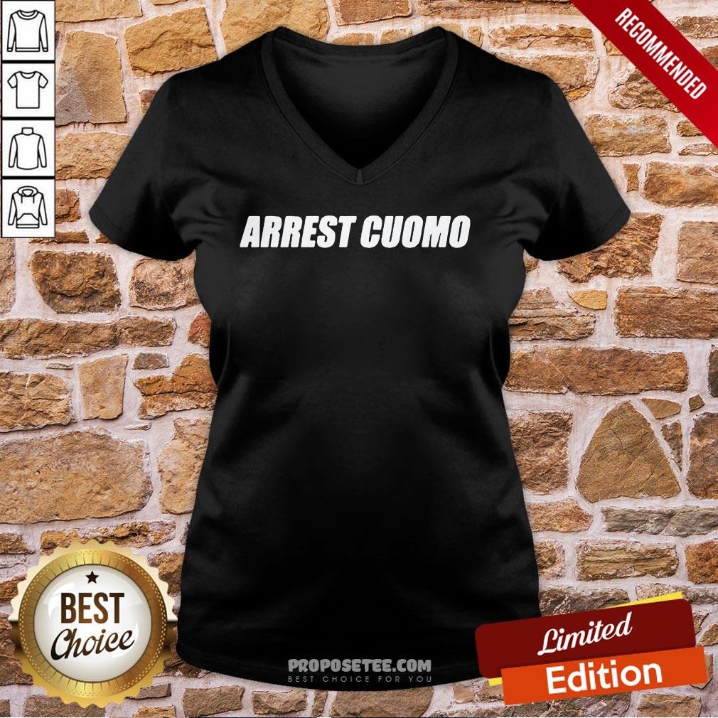 CPAC Arrest Cyomo V-neck CPAC Arrest Cyomo V-neck